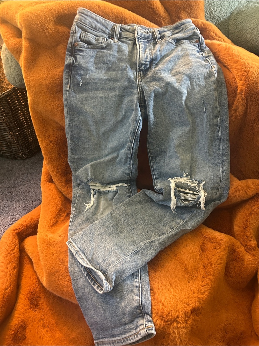 Old Navy High- Rise O.G. Straight Women’s Medium Wash Distressed Jeans,Size 00